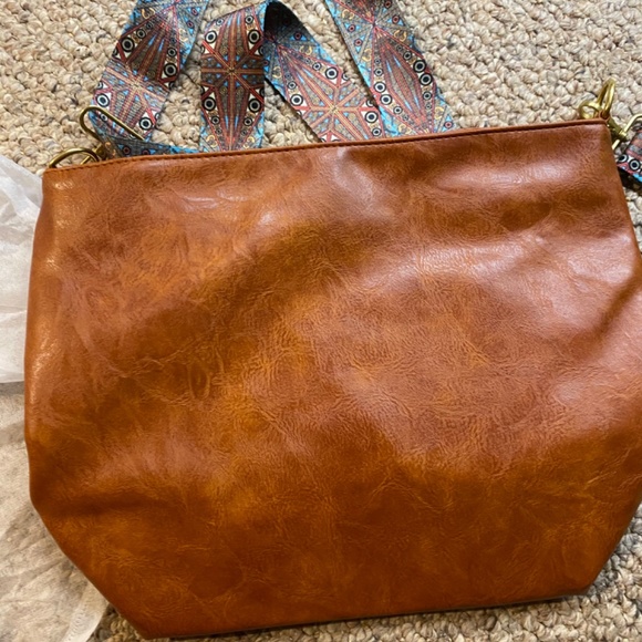 New Hobo style purse - Picture 2 of 13